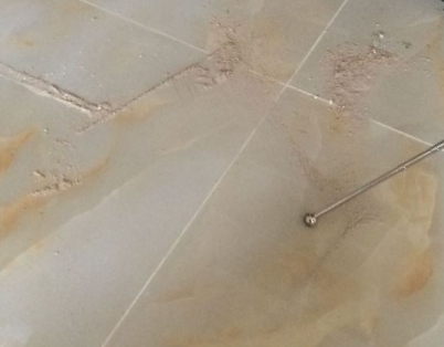 平度瓷砖空鼓维修公司分享粘合剂选择不当在瓷砖铺贴过程中可能导致以下问题